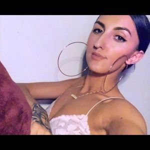 Meet your Posher, Merisa